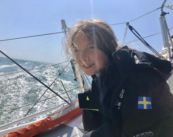 Greta Thunberg comienza su viaje en velero cero emisiones que la traerá a la COP25 en Chile