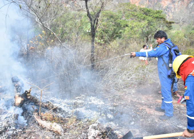 Evo Morales se perdió cerca de una hora en la selva mientras ayudaba a apagar incendios en la Amazonía