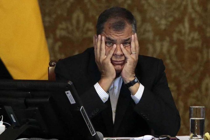 Fiscalía de Ecuador pide prisión preventiva para el ex presidente Rafael Correa por presuntos sobornos