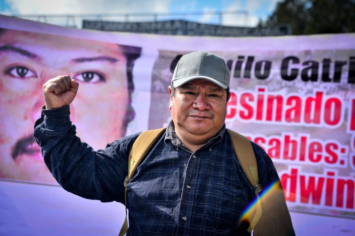 Padre de Catrillanca responsabiliza a Carabineros por conducta de M.P.C.: «El sistema lo quiere asesinar de esa manera»