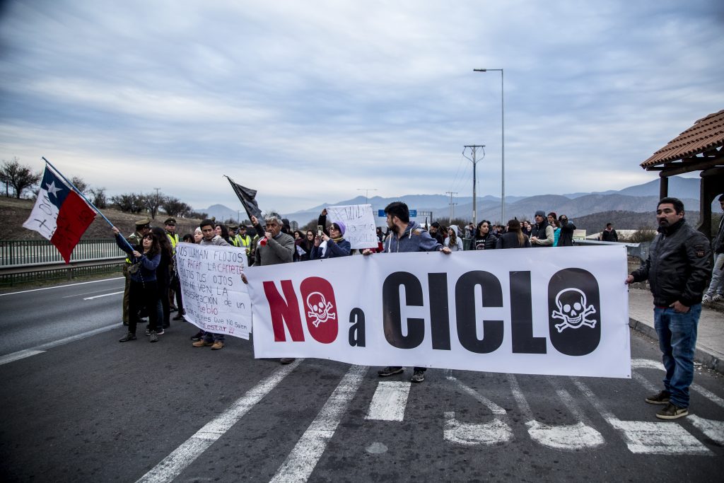 Vecinos de Til Til se manifiestan en contra del proyecto «Ciclo»