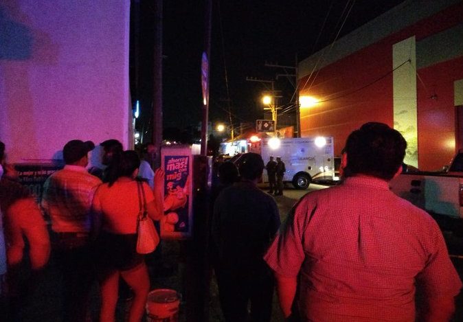 Atentado con ráfagas de metralleta y bombas mólotov en bar deja 23 personas muertas y otras 13 heridas en Veracruz