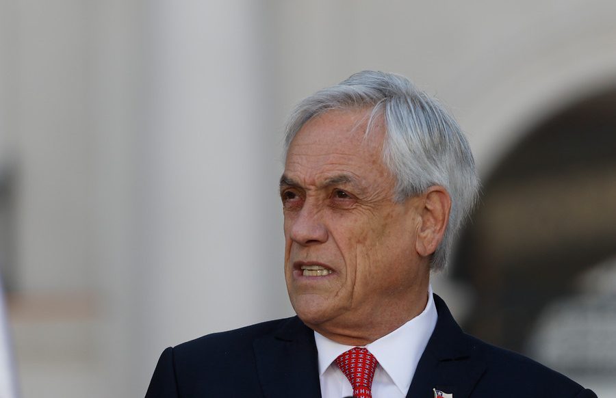 PC anuncia en el Congreso que inició estudio para acusar constitucionalmente a Piñera