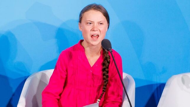 Vladimir Putin cuestionó a Greta Thunberg y esta no tardó en responderle
