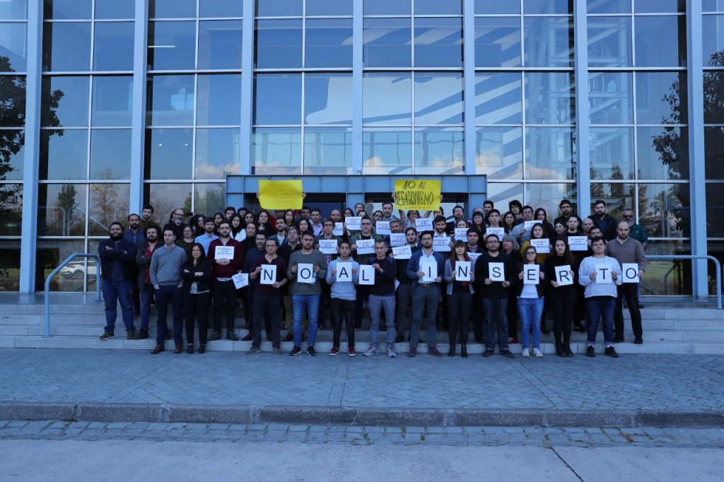 Trabajadores de El Mercurio se manifiestan: «El inserto publicado hoy no nos representa»