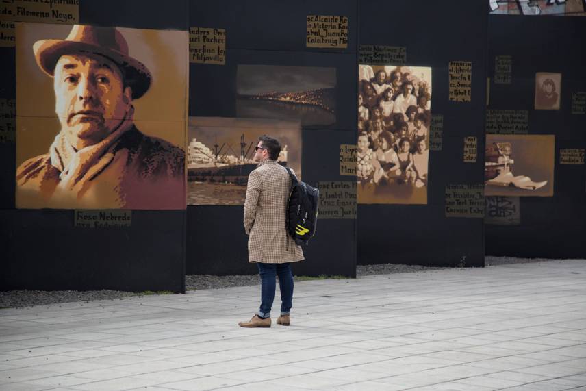 Mural sobre llegada del Winnipeg a Chile se inaugura en Museo de la Memoria