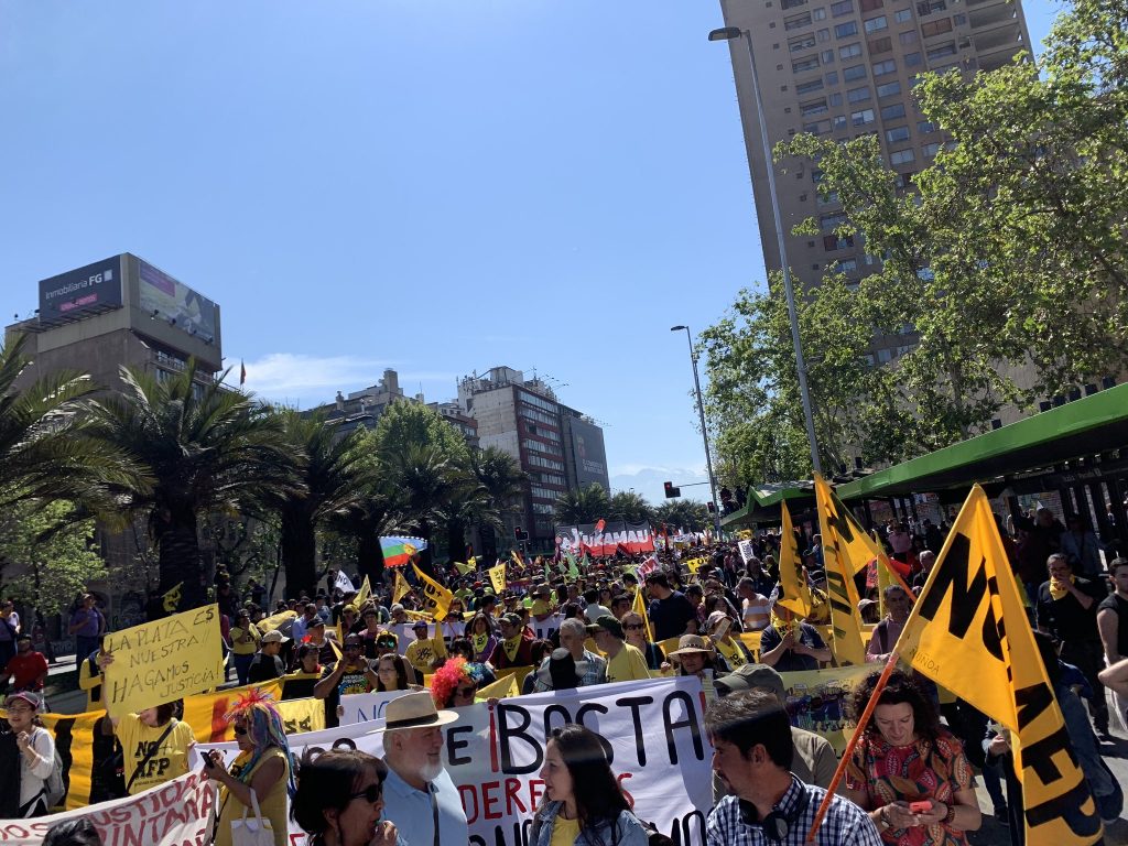 Ciudadanía se manifestó nuevamente en multitudinaria marcha por la consigna «NO+AFP»