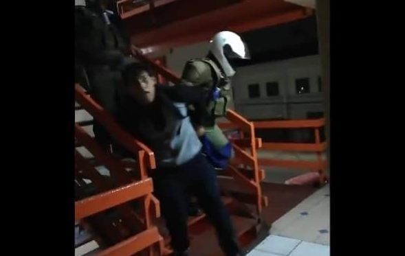 Nueva detención a dirigente estudiantil: Carabineros se lleva desde su casa a estudiante de la Universidad Arturo Prat