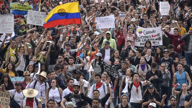 VIDEOS| Colombia: Los registros que dejó el toque de queda decretado en Bogotá