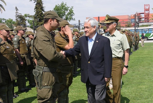 Piñera enviará proyecto de ley para que militares puedan colaborar con Carabineros sin decretar Estado de Excepción