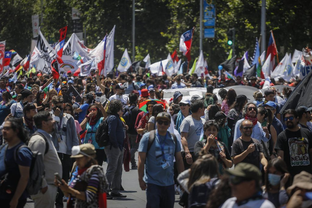 FOTOS + VIDEOS| Así se vive la segunda jornada de Huelga General en diversas regiones de Chile