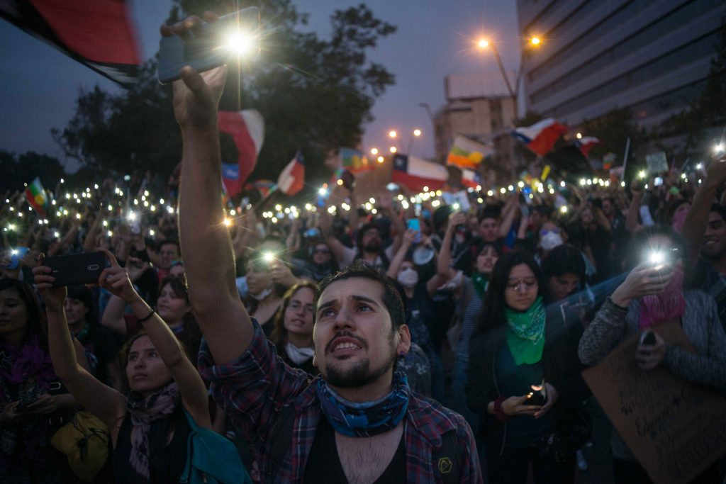 Acuerdo por la paz y nueva constitución en Chile: ¿Convención o asamblea?