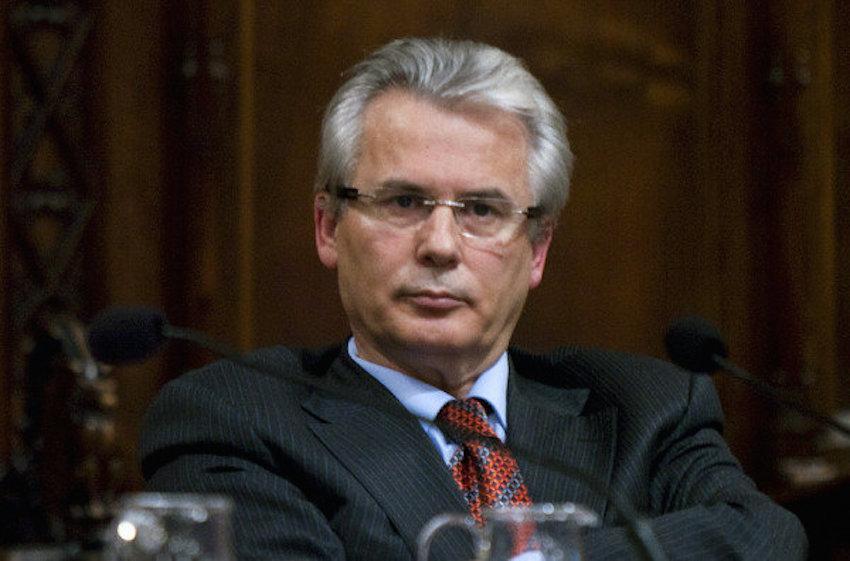 Ex juez Baltasar Garzón sugiere dimisión del director del INDH y rechaza que Piñera presida la COP25