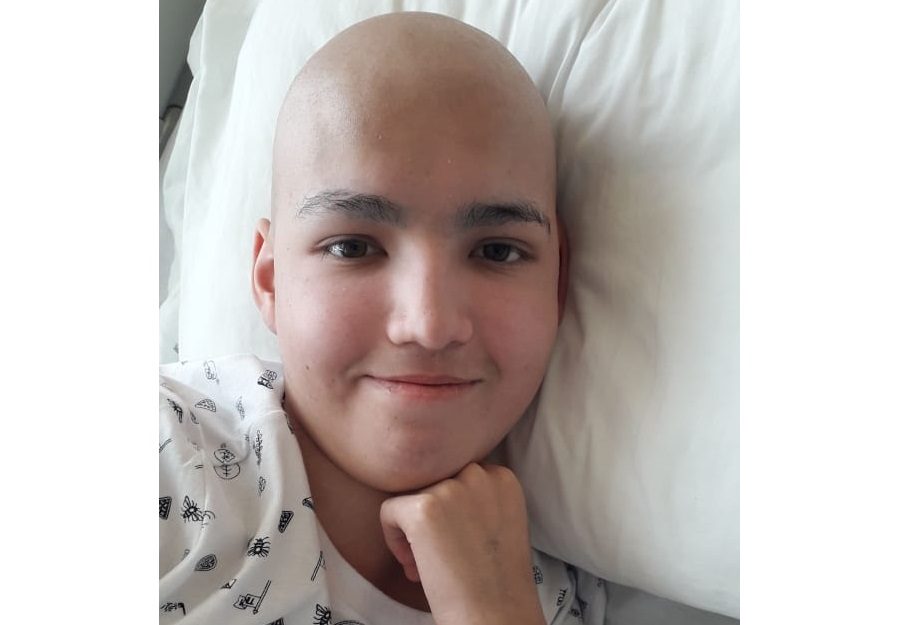 Joven osornino de 16 años busca donantes de células madre para tratar cáncer de sangre