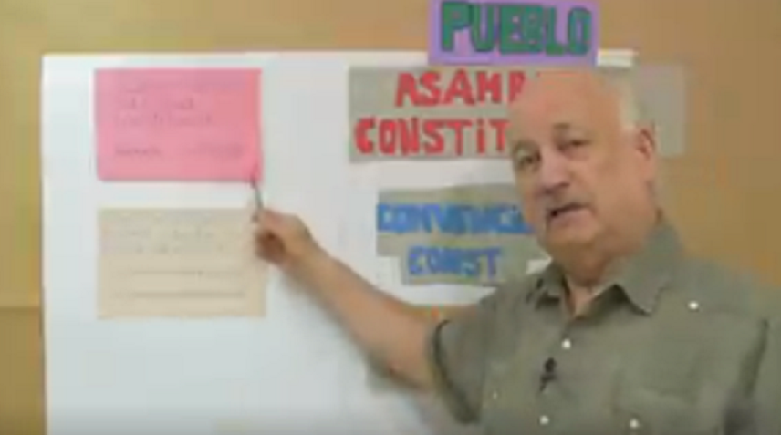 Con pizarra: Guillermo Teillier explica las propuestas del PC para el proceso constituyente