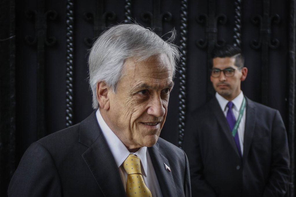 Medios internacionales destacan visita de Piñera a la «zona cero» de las protestas en medio de la pandemia
