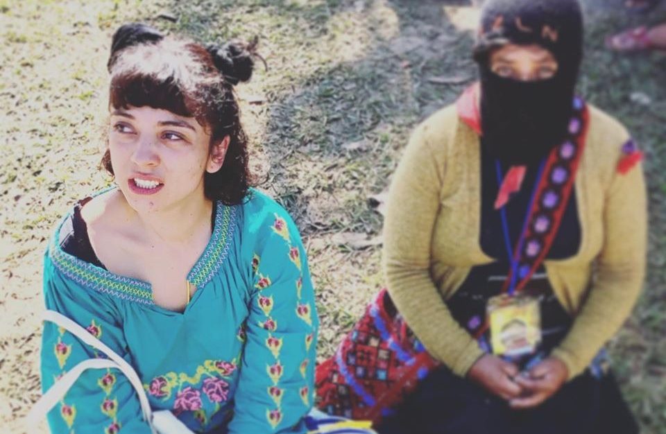 Mon Laferte participó del Encuentro de Mujeres que Luchan del Ejército Zapatista