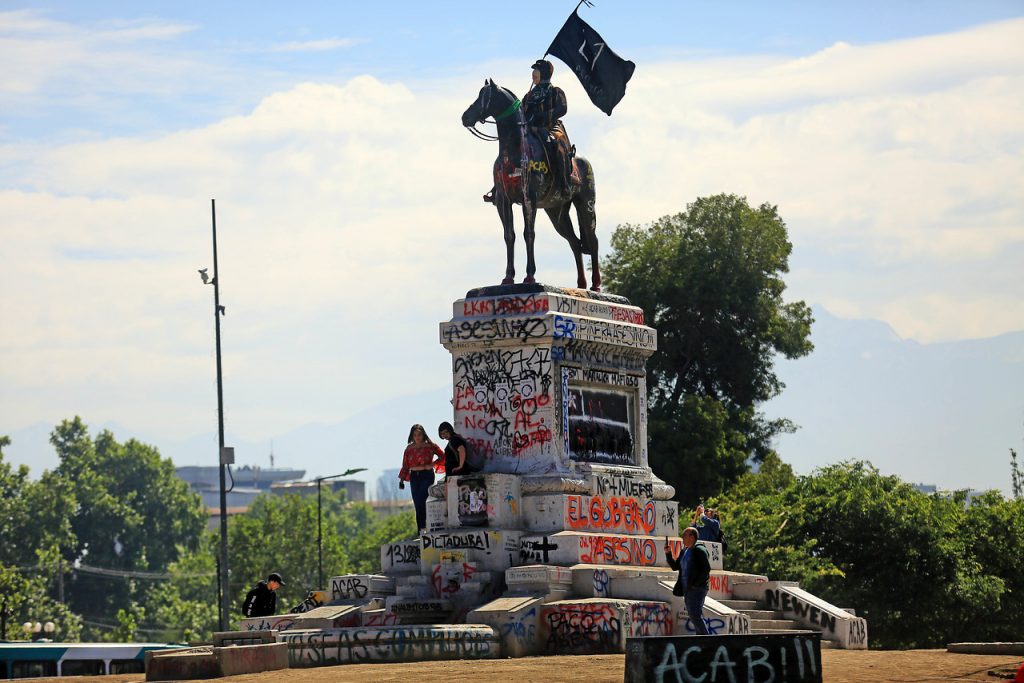 Carta respuesta a El Mercurio: La desproporcionada defensa al monumento del General Baquedano