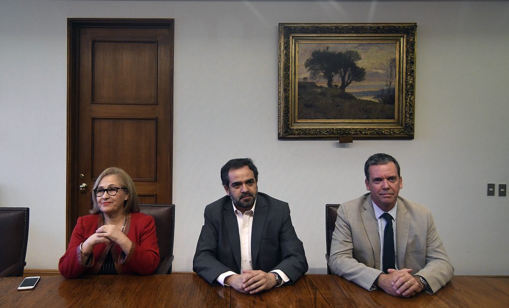 Senadora Adriana Muñoz será la candidata para la presidencia de la Cámara Alta en desmedro de Felipe Harboe