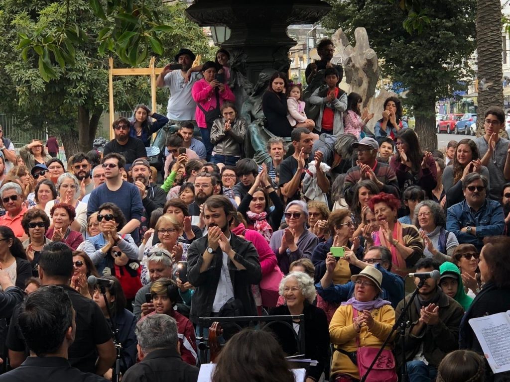 VIDEOS| Revive el «Réquiem por Chile», con el que Valparaíso homenajeó a las víctimas de la violencia estatal