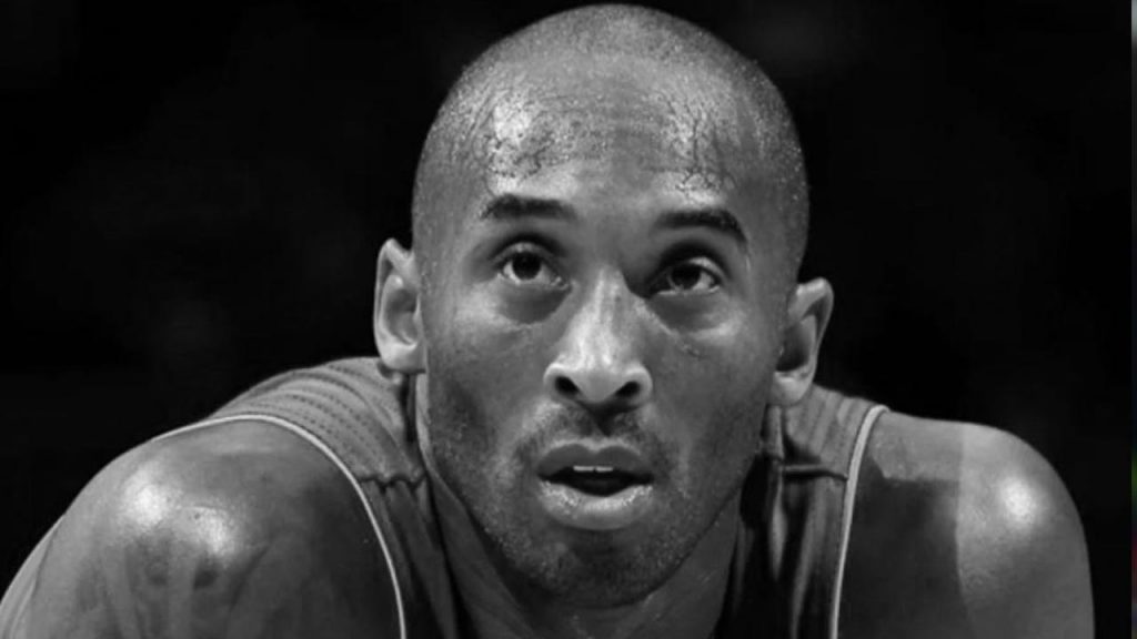 REDES| Fanáticos del baloncesto alrededor del mundo lloran la muerte de Kobe Bryant