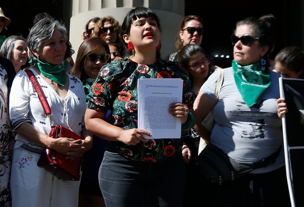Declaran inadmisible recurso de protección de Coordinadora 8M por marcha del Día de la Mujer