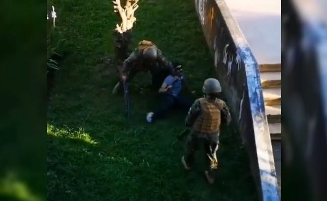 Confirman arresto domiciliario para militar que disparó a civil a quemarropa durante el Estado de Emergencia