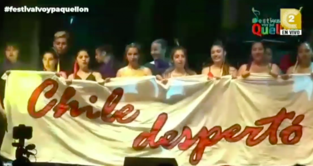 VIDEO| Intervención de candidatas del festival de Quellón incluye Cacerolazo y Marichiweu