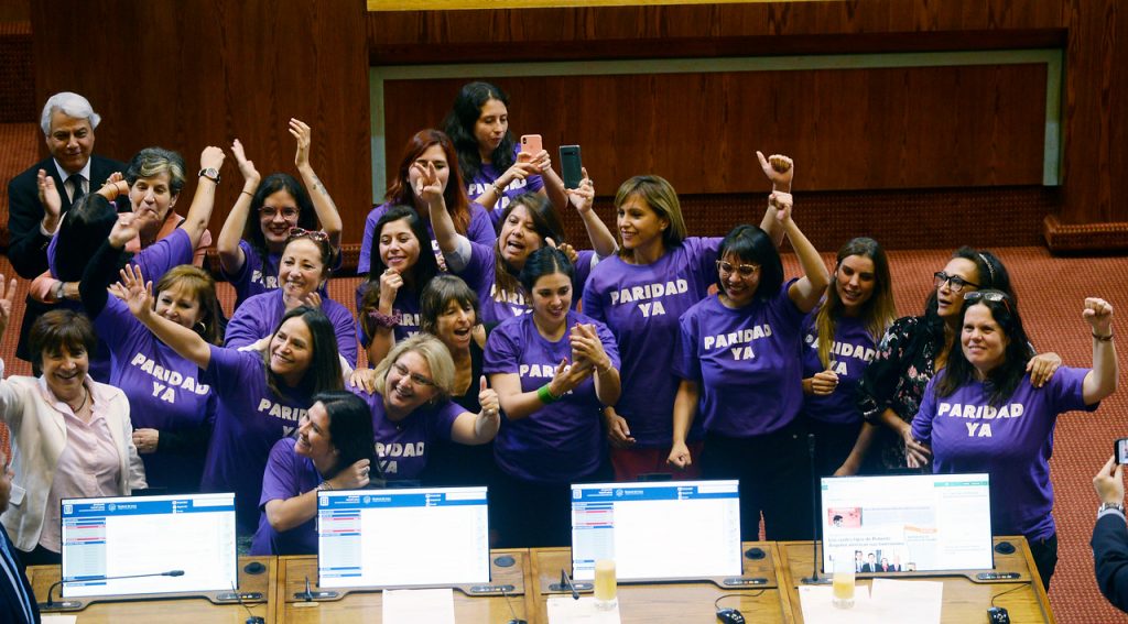 Senado aprueba la Paridad de Género para el proceso constituyente con apoyo de RN