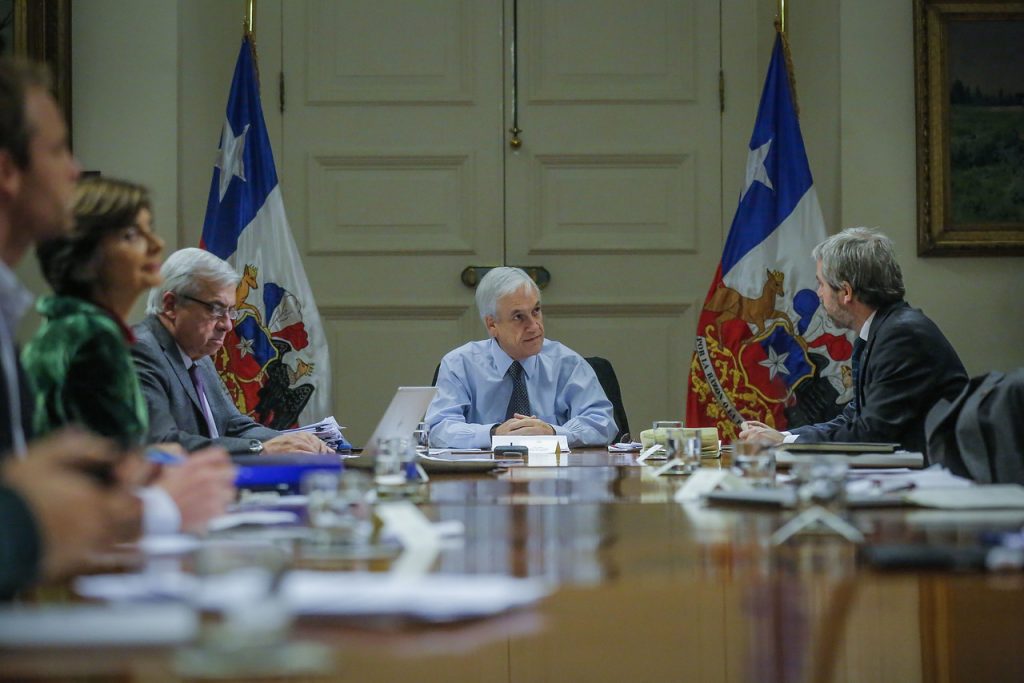 Sebastián Piñera promulga el “Bono COVID-19” y anuncia medidas para ayudar a las pymes