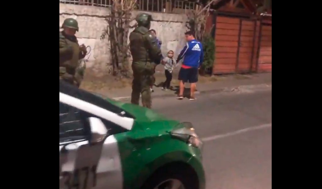 VIDEO| Vecinos de Pudahuel Sur denuncian provocación de Carabineros con detenidos y helicóptero