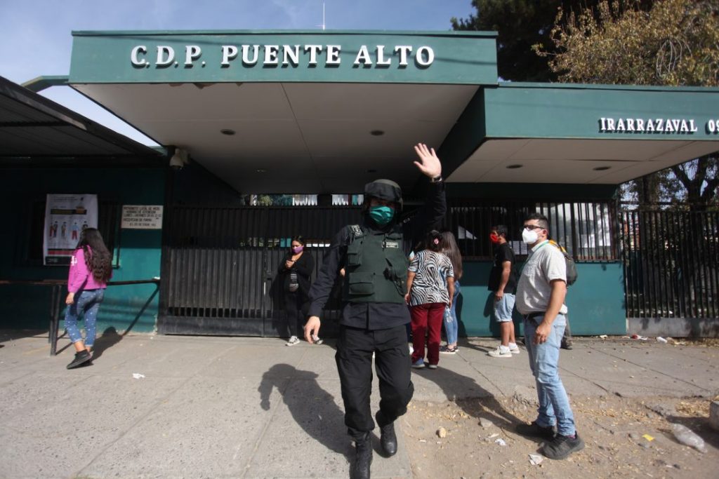 Minsal anuncia área de aislamiento al interior de la cárcel de Puente Alto