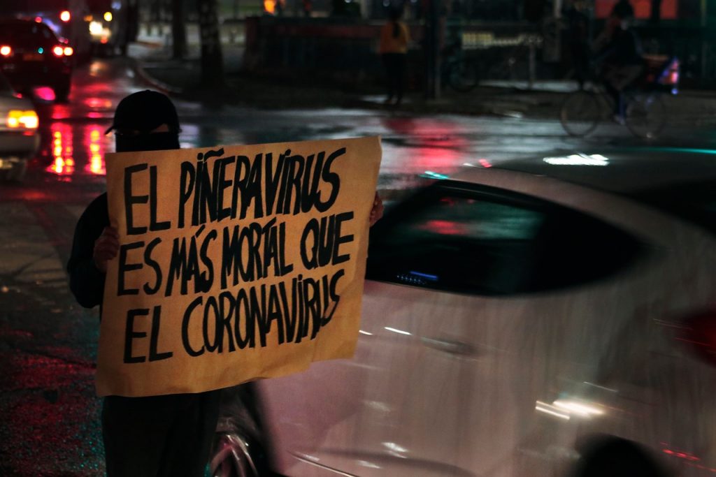 Mesa Social COVID recomienda a los chilenos evitar salir a manifestarse a las calles