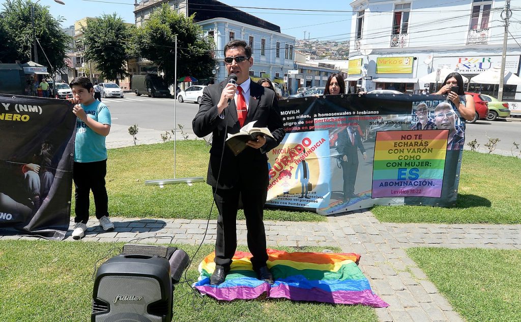 VIDEO| Pastor Soto pide salir a predicar a las calles: “No nos esconderemos como ratas cobardes”