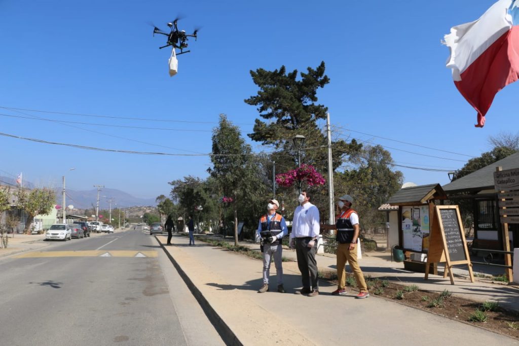 Municipalidad de Zapallar entregará mediante dron medicamentos a personas de la tercera edad