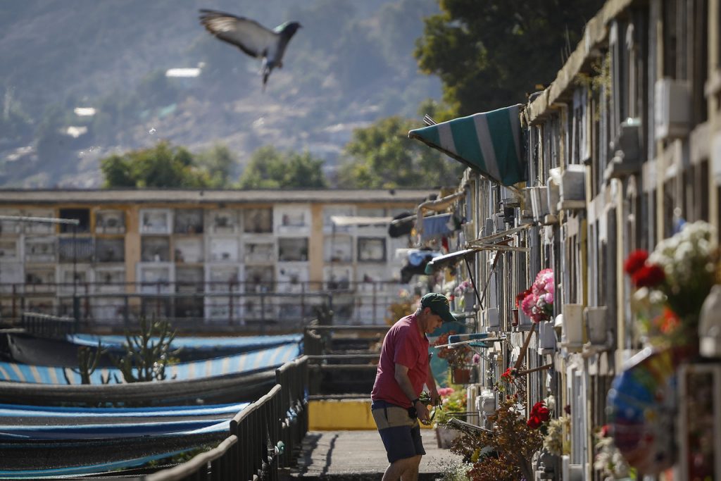 Cementerio General decide cerrar sus puertas para el Día de la Madre por cuarentena en Recoleta