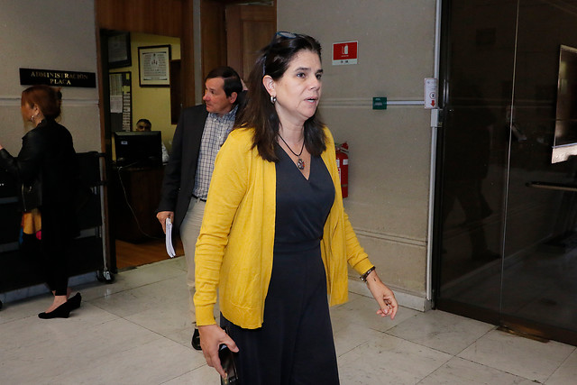 Ximena Ossandón pide a Sebastián Piñera que decrete duelo oficial permanente en todo el país por víctimas del coronavirus