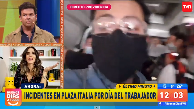 VIDEO| Carabineros detiene a grupo de periodistas en Plaza Italia: reportero de TVN transmite en vivo dentro de la patrulla