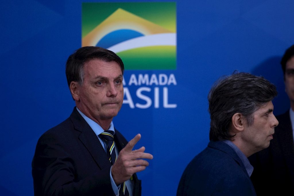 El argumento de Bolsonaro para que regrese el fútbol: “Los jugadores tienen una probabilidad muy baja de morir»
