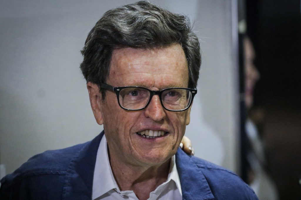 Sector conservador de RN toma la ofensiva: Carlos Larraín propone a Andrés Allamand para ministro del Interior