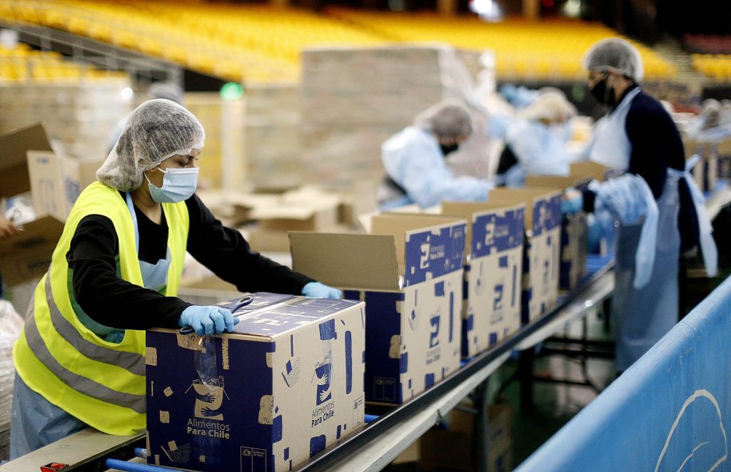 Pese a las críticas: Gobierno anunciaría una segunda entrega de cajas de alimentos