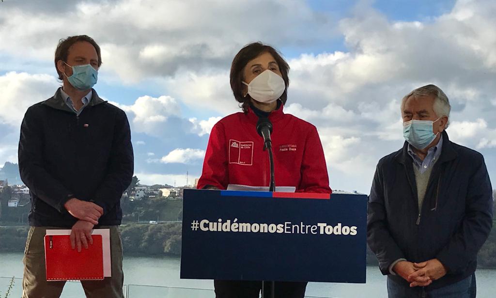 COVID-19 en Chile: Contagios bordean los 300.000 y decesos superan los 6.000