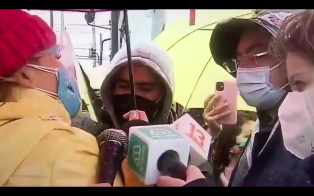 VIDEO| «Intendente, basta de tanta mentira»: Cathy Barriga increpa a Felipe Guevara por cajas de alimentos